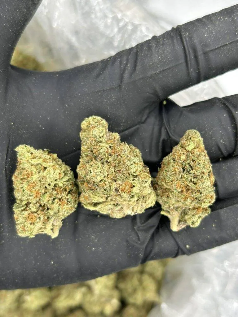 Pineapple-Express-768x1024